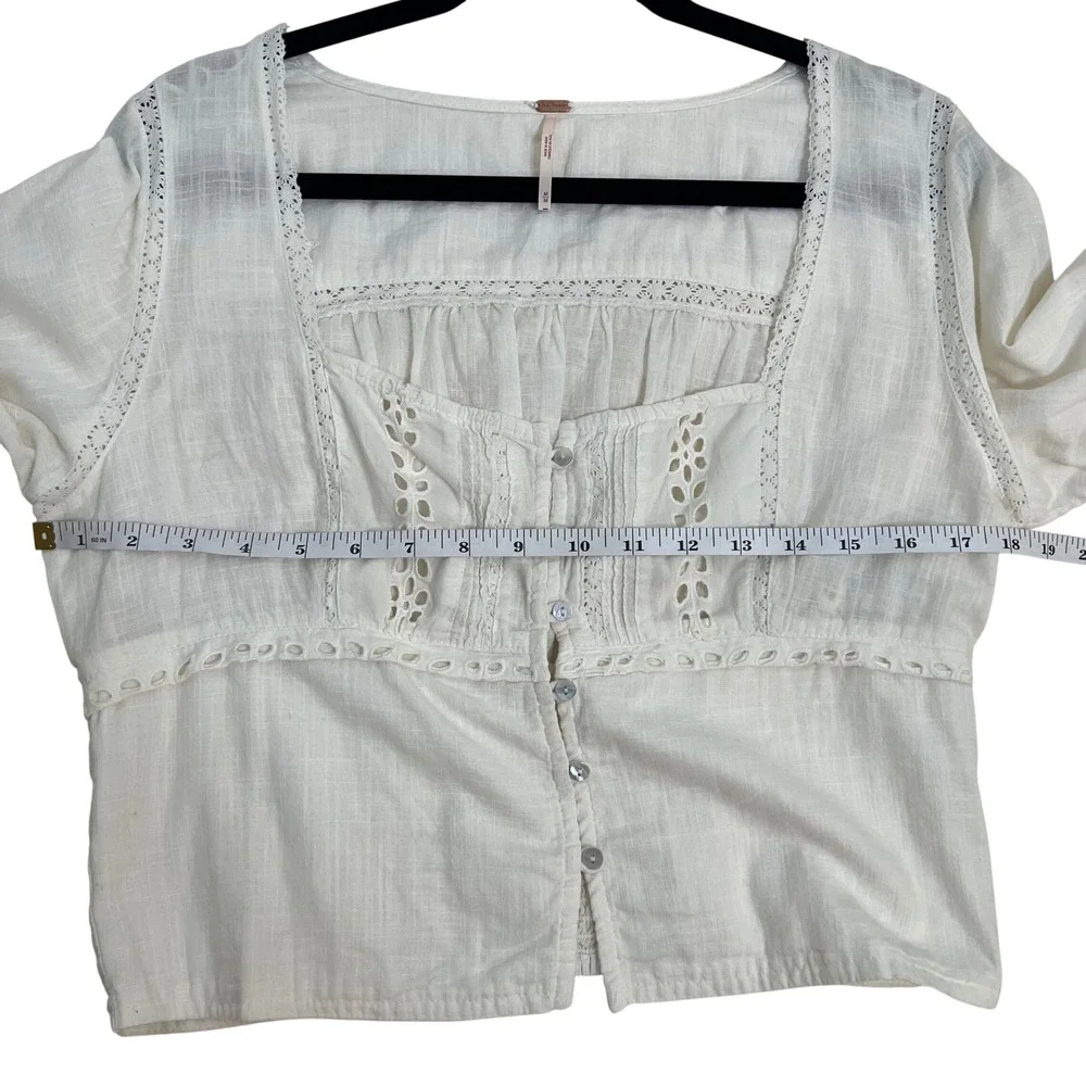Free People Cotton Cropped Eyelet Joi Blouse SZ M Milkmaid‎ Cottagecore Dainty
